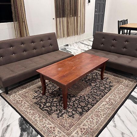Bangi Utara Villa 까장 외부 사진